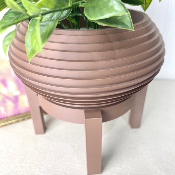 Indoor Planter Pot, The Frons Planter Pot, Drip Tray and Stand - Picture 3 of 8